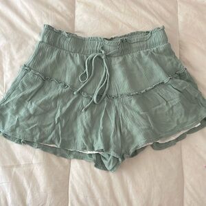 Altar’d State Women’s sage green skort, Size Medium